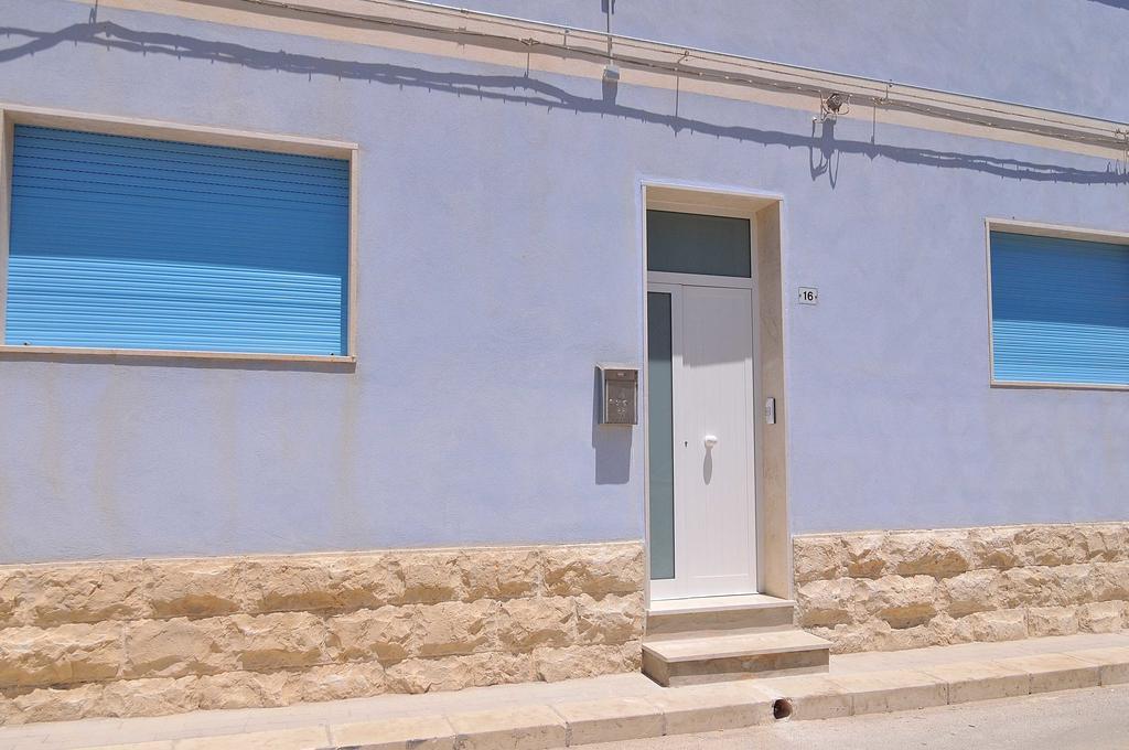 Delposto Marina Di Ragusa Exterior foto